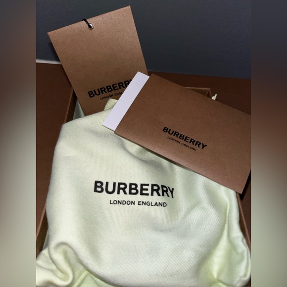 Burberry Monogram Motif Belt - Picture 11 of 13